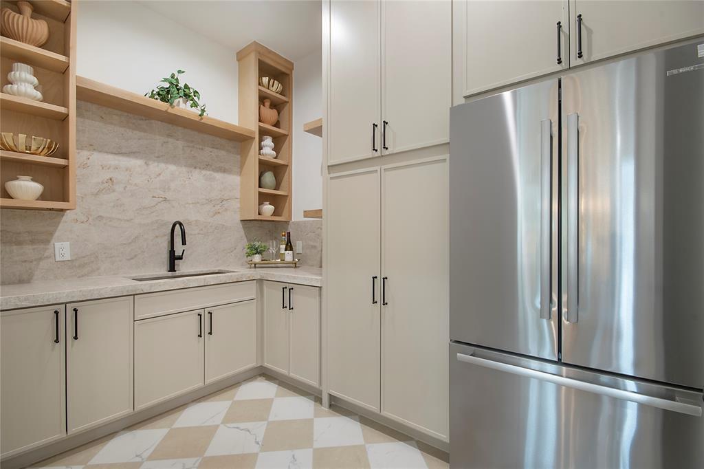 6628 Lockheed Avenue Property Photo 16