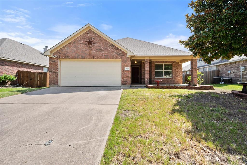 1405 Chase Trail Property Photo 2
