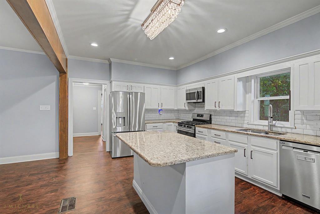 420 Forest Avenue Property Photo 14