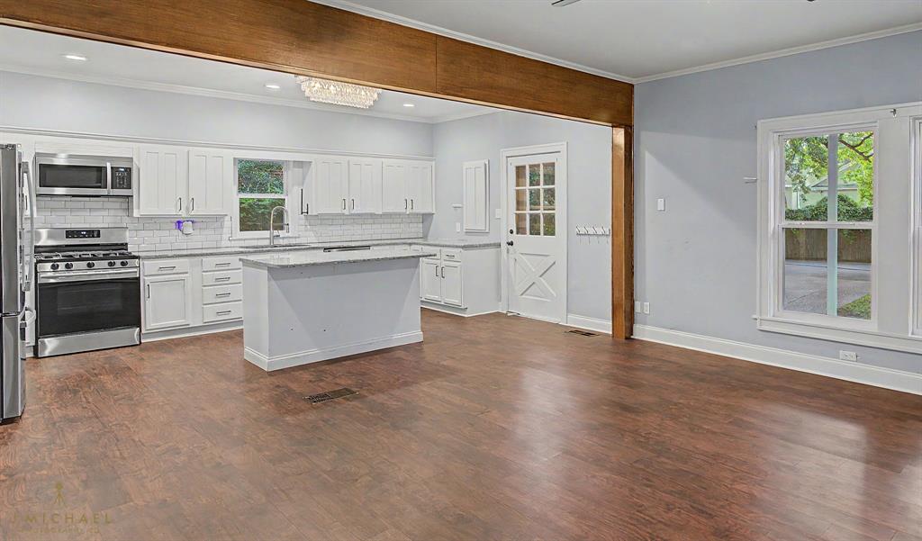 420 Forest Avenue Property Photo 16