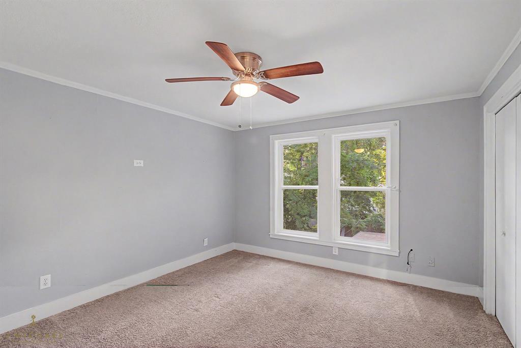 420 Forest Avenue Property Photo 26