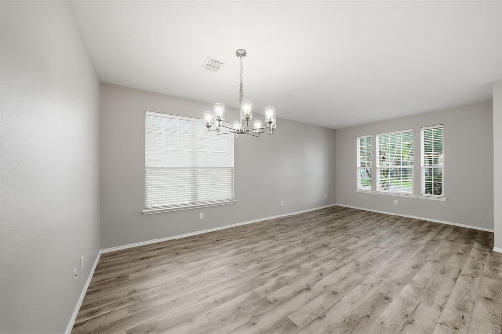 5820 Rubblestone Drive Property Photo 8