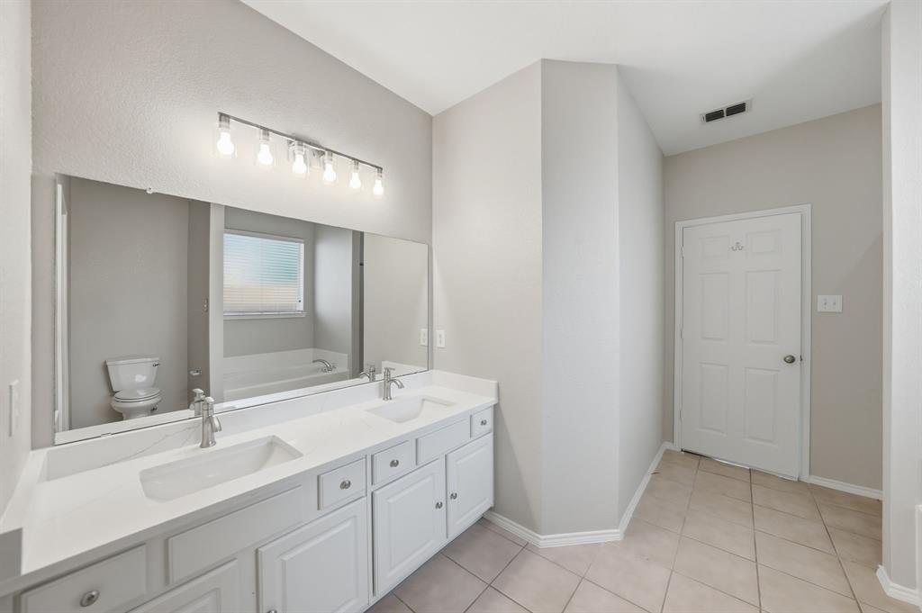 5820 Rubblestone Drive Property Photo 18