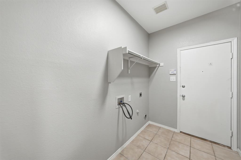 5820 Rubblestone Drive Property Photo 23