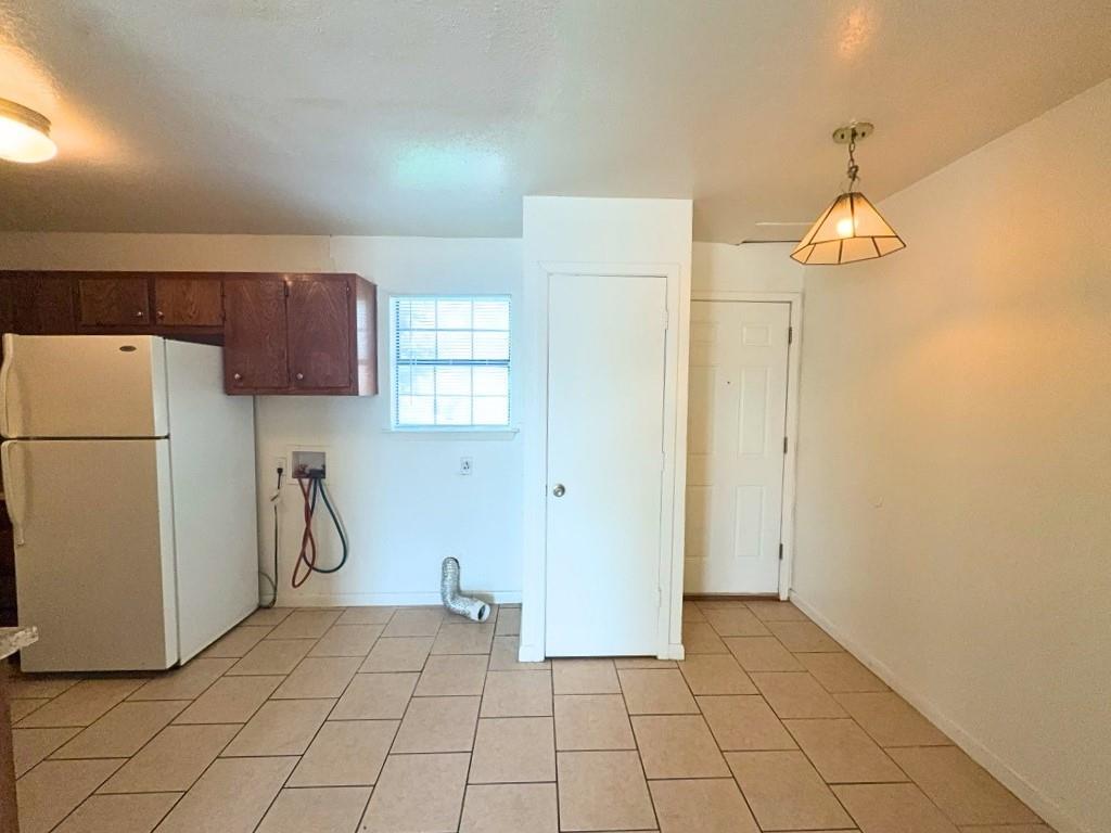 807 W Walnut Street C2 Property Photo 7
