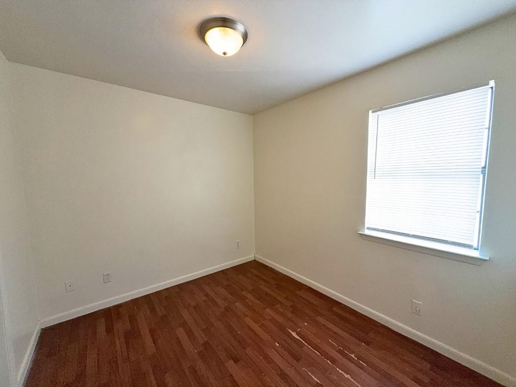 807 W Walnut Street C2 Property Photo 14