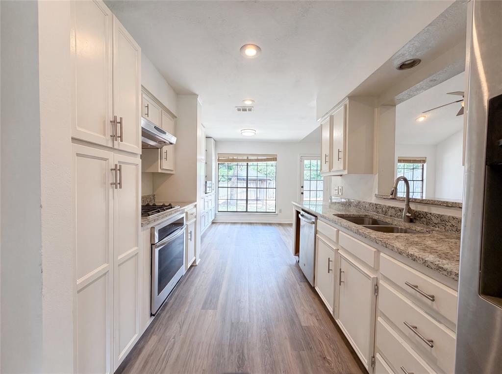 5719 Stage Line Drive Property Photo 2