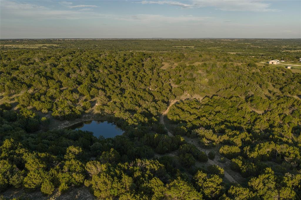 28205 N Us Highway 281 Property Photo 9