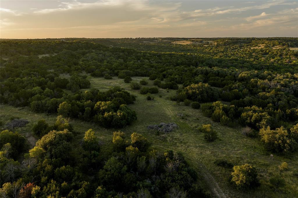 28205 N Us Highway 281 Property Photo 13