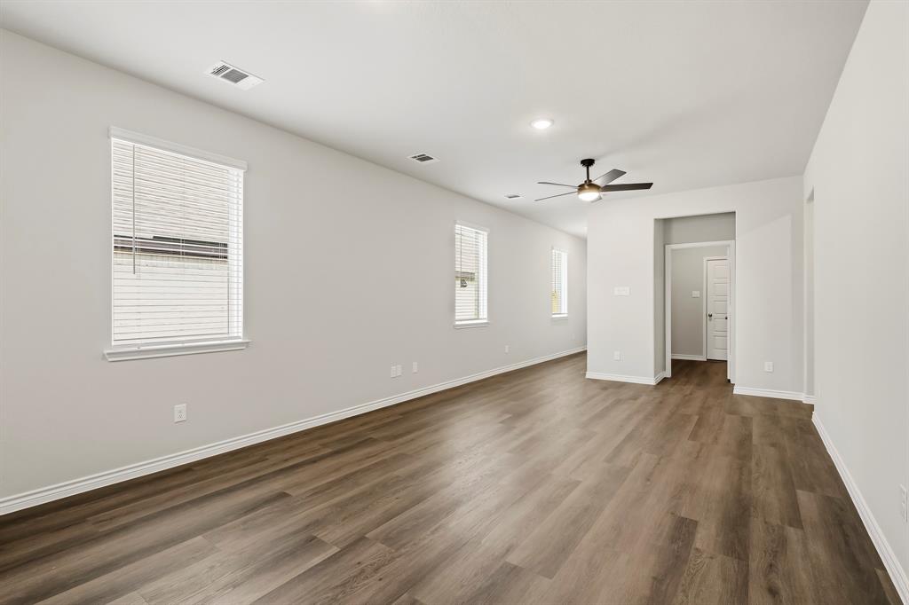 1707 Romans Road Property Photo 6