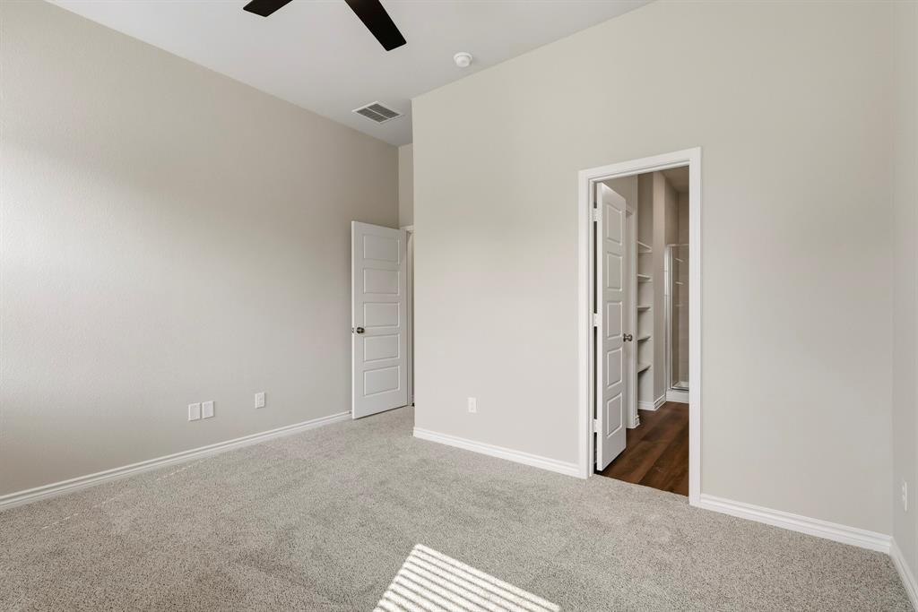 1707 Romans Road Property Photo 9
