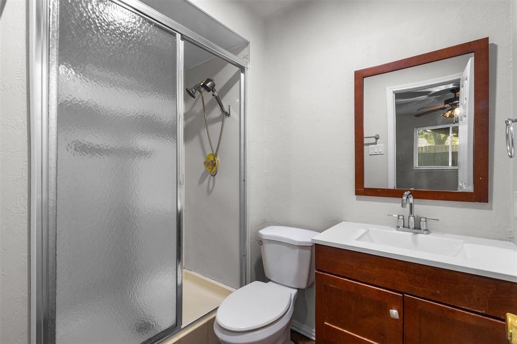 1065 Sunset Circle Property Photo 15