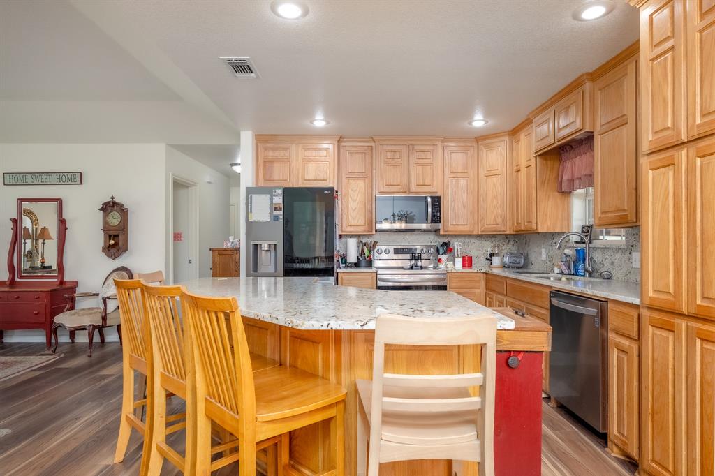 1113 Devin Drive Property Photo 13