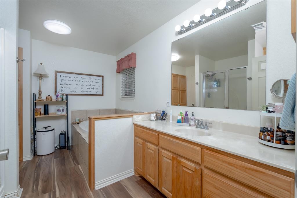 1113 Devin Drive Property Photo 23
