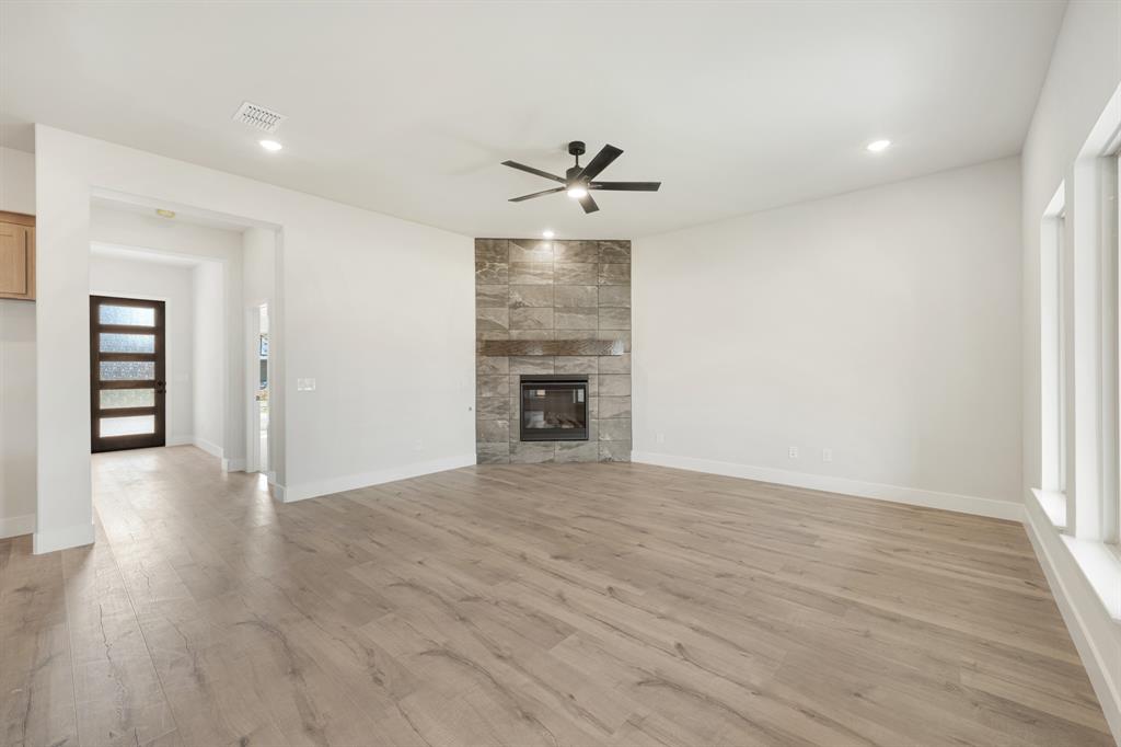 217 Seminole Trail Property Photo 6