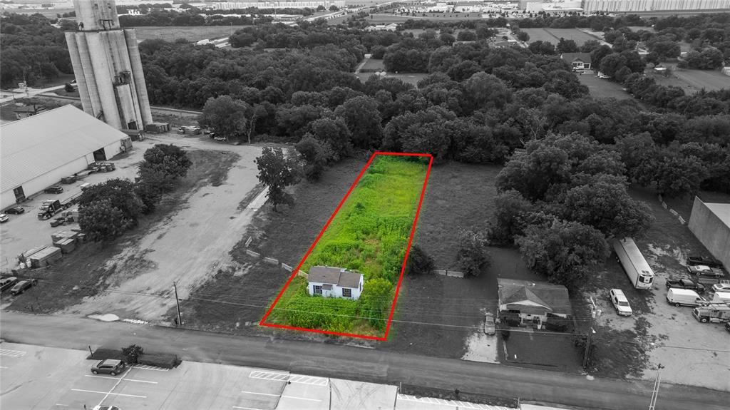 1102 Katy Street Property Photo 5