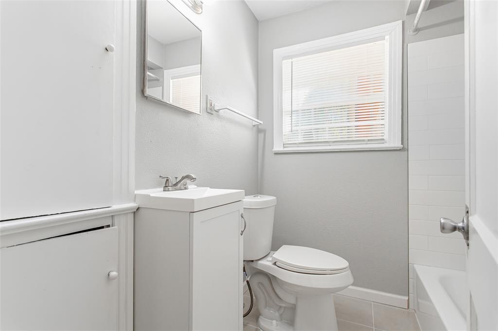 6340 Parkdale Drive Property Photo 17