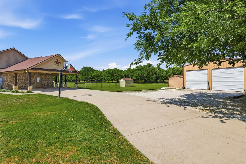 11480 Chisum Road Property Photo 3