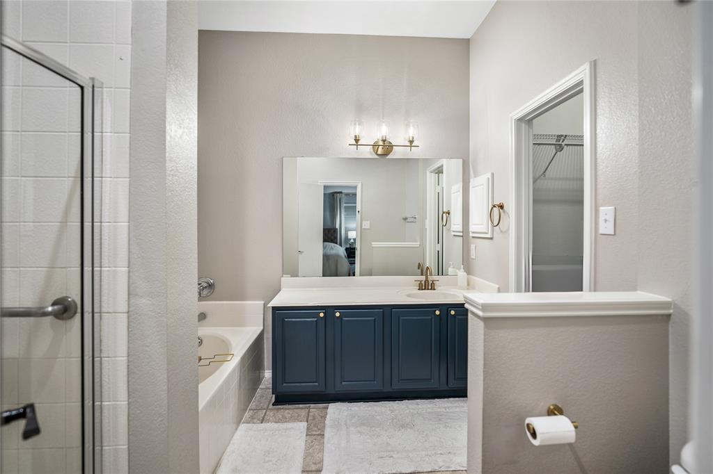 1824 Barton Springs Drive Property Photo 17