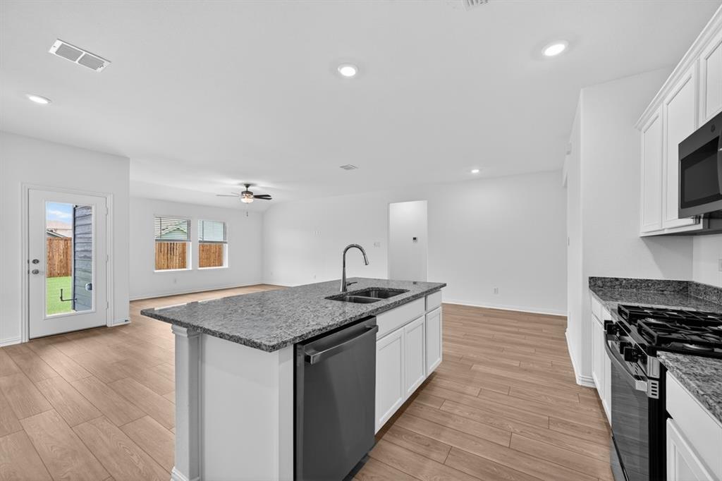 2341 Buffalo Bayou Way Property Photo 8