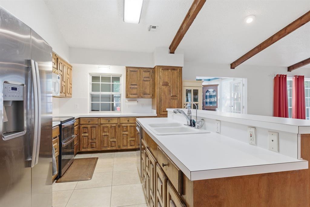 6309 Blackfoot Trail Property Photo 8