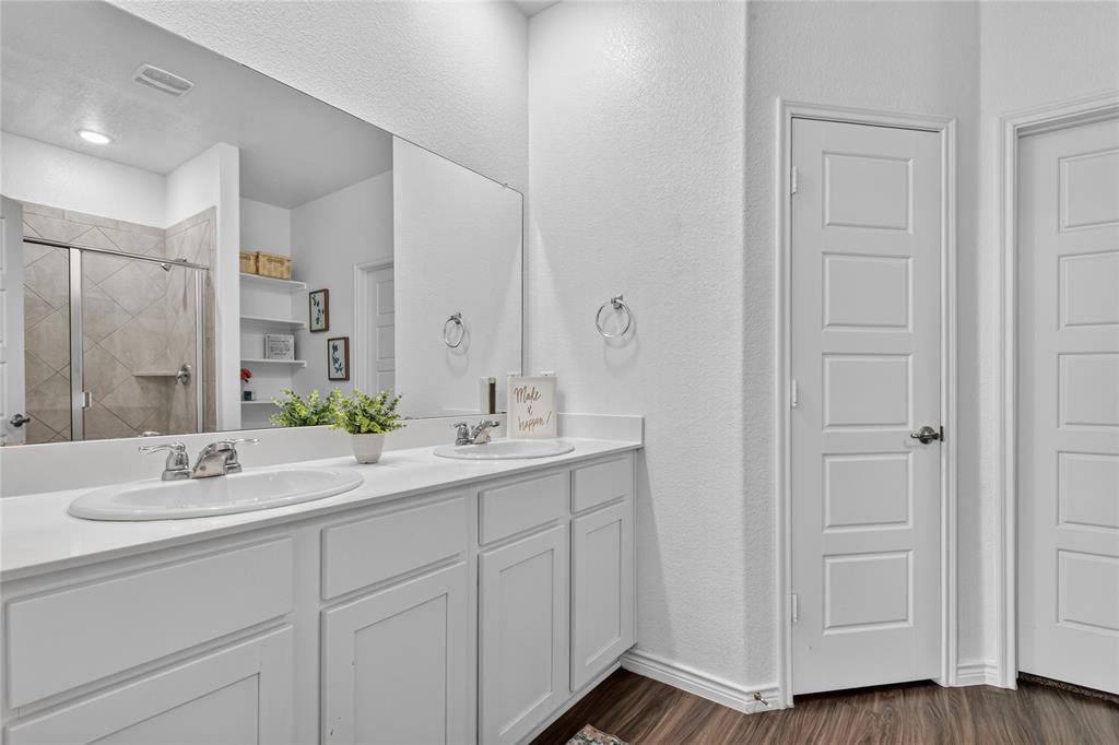 6404 Cheshire Street Property Photo 14