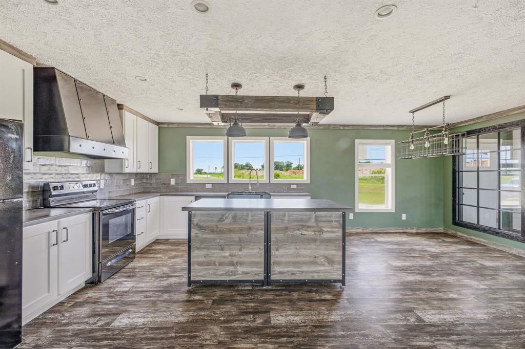 120 County Road 343 Property Photo 5