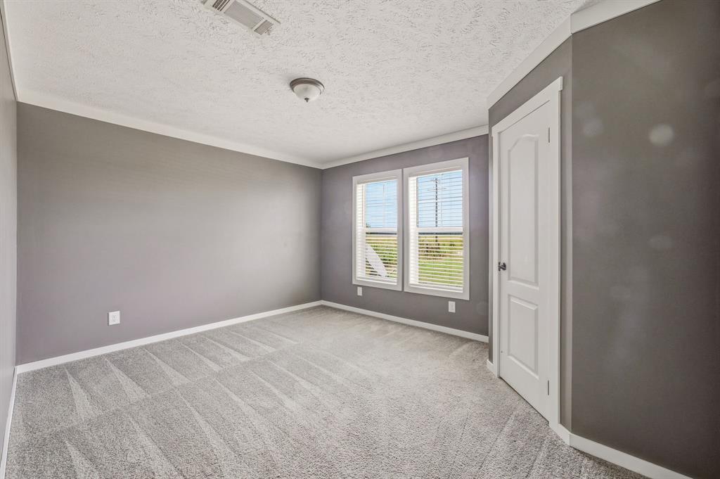 120 County Road 343 Property Photo 17