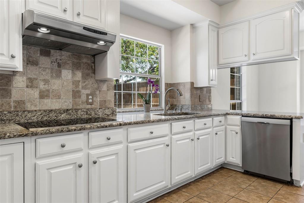 2516 Katina Drive Property Photo 17