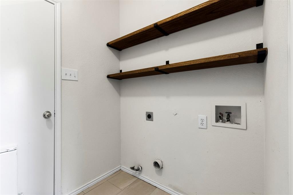 2516 Katina Drive Property Photo 32