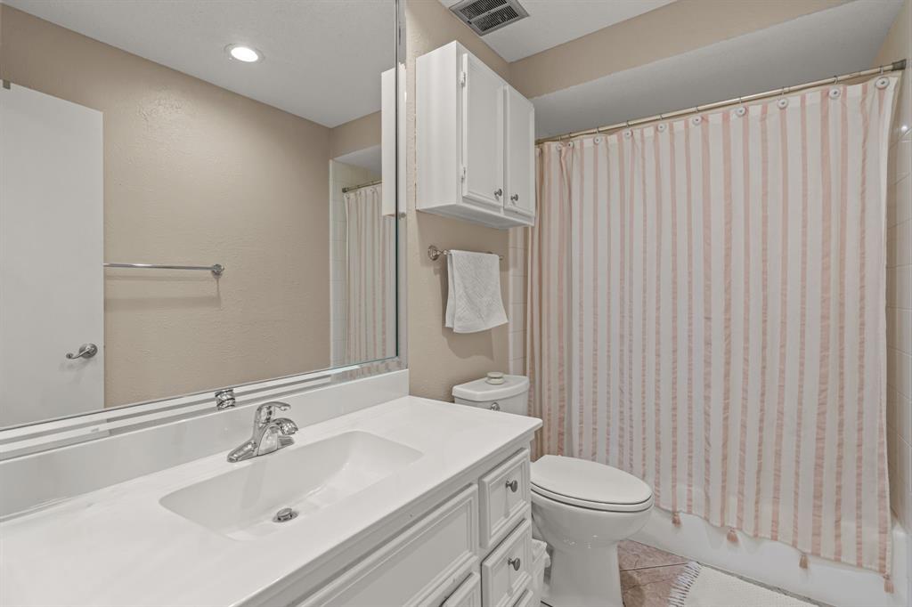 4420 Harlanwood Drive 228 Property Photo 21