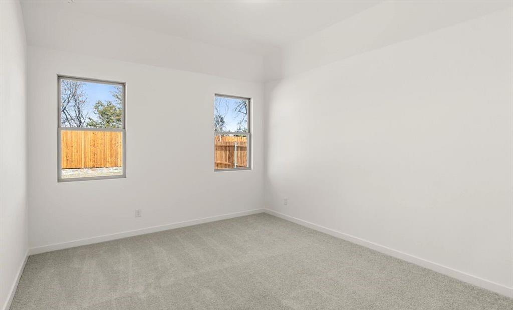 1903 Jamestown Way Property Photo 9
