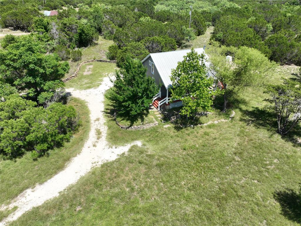 715 County Road 426 Property Photo 6