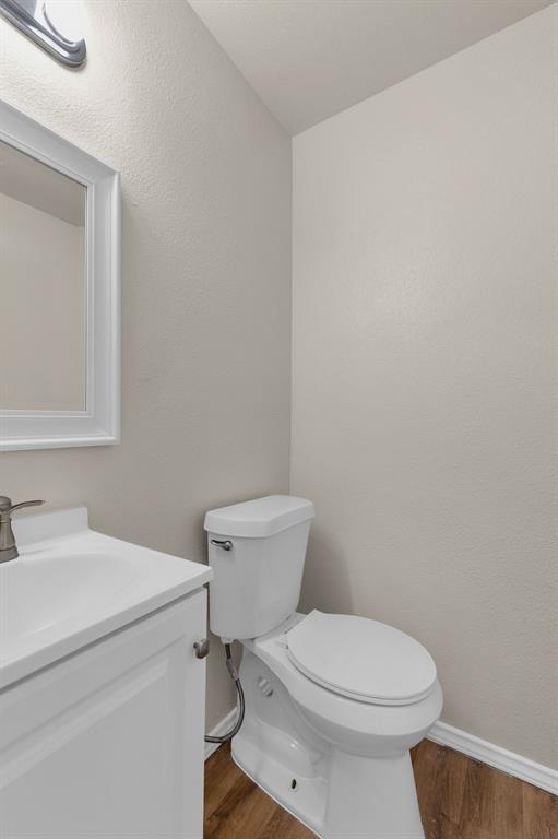 1205 E Powell Avenue Property Photo 10