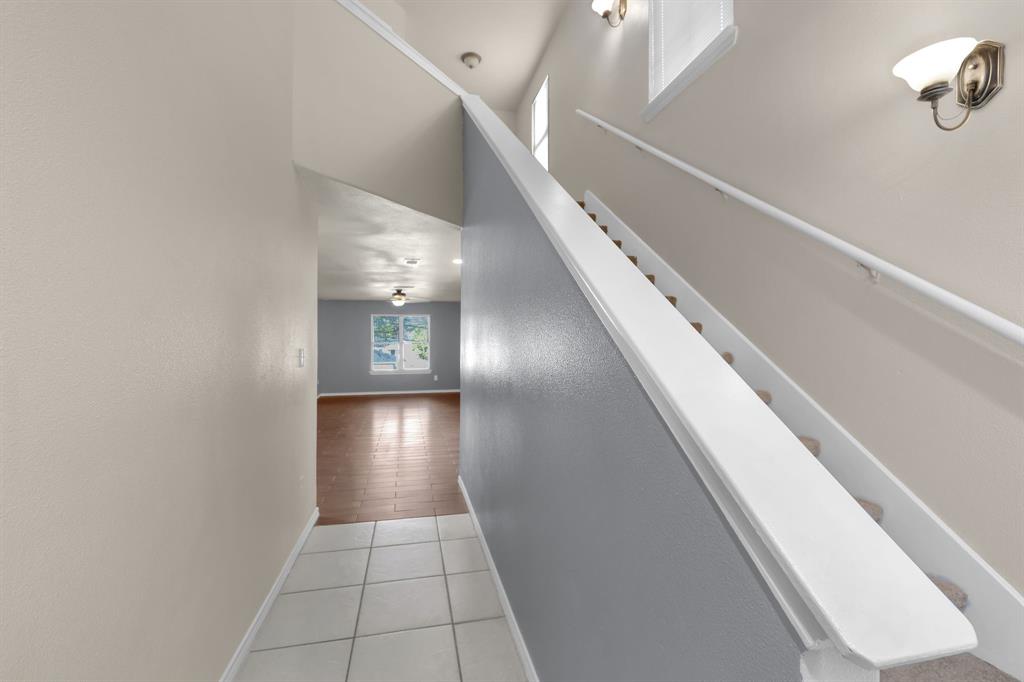 1205 E Powell Avenue Property Photo 21
