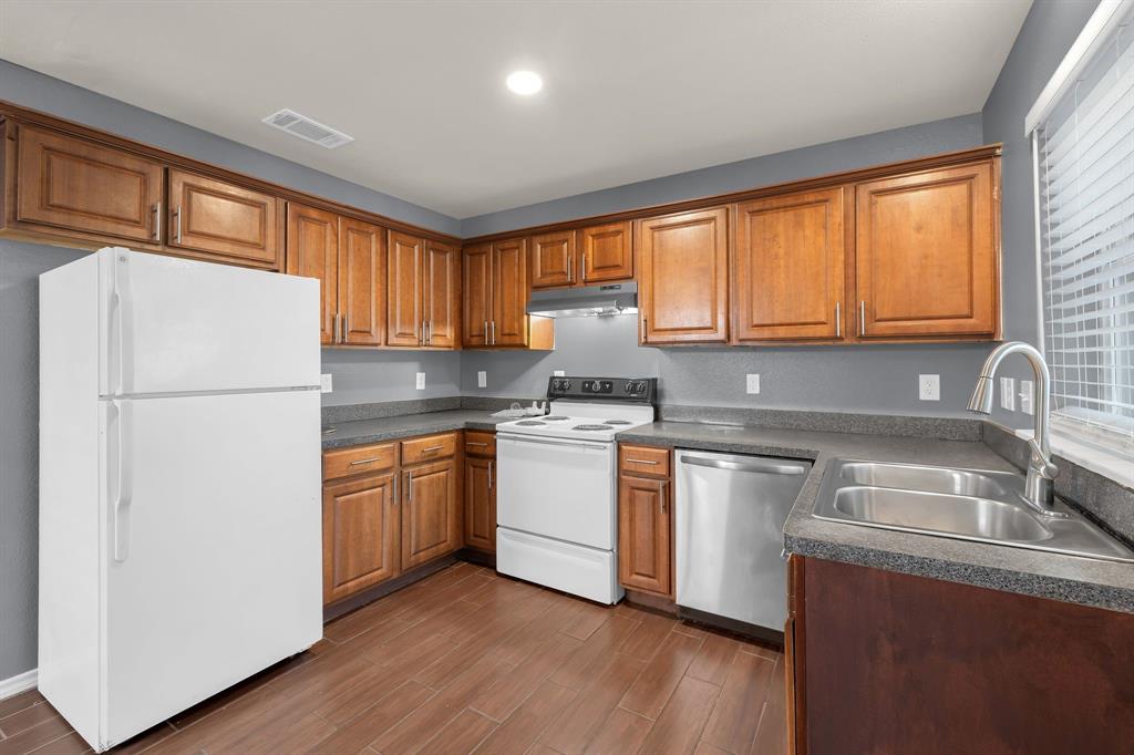 1205 E Powell Avenue Property Photo 24
