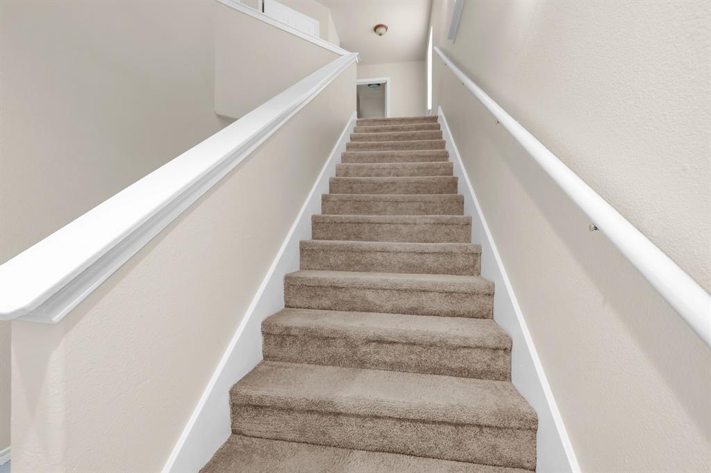 1205 E Powell Avenue Property Photo 27