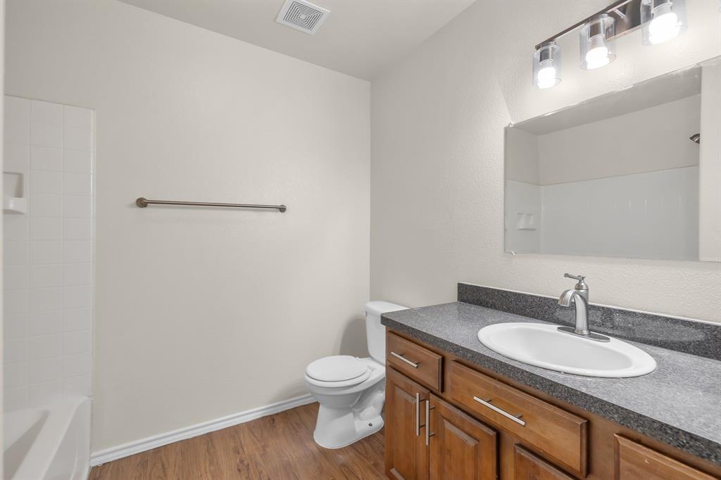 1205 E Powell Avenue Property Photo 29