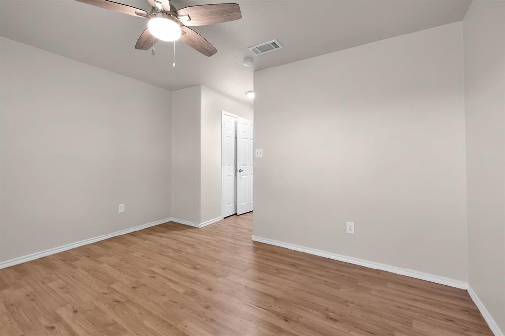 1205 E Powell Avenue Property Photo 34