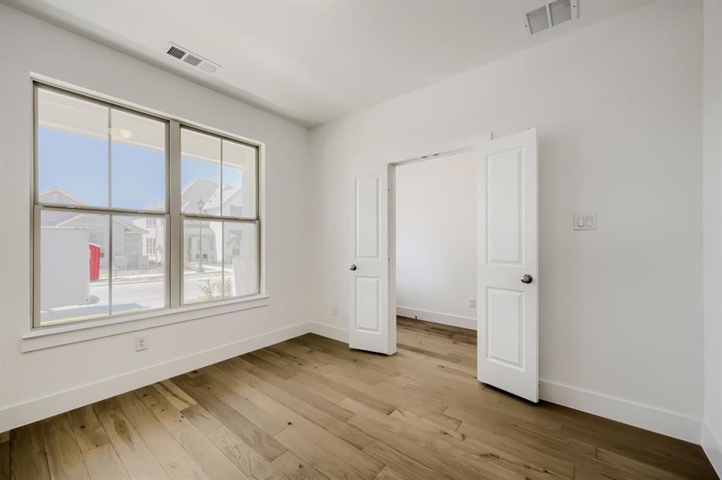 1644 Cornwall Avenue Property Photo 14