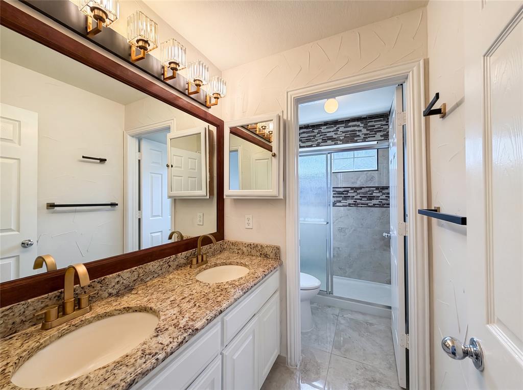 1429 Greenbriar Drive Property Photo 18