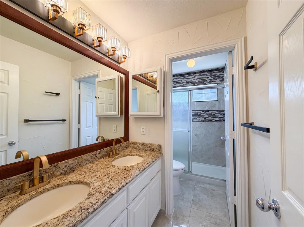 1429 Greenbriar Drive Property Photo 19