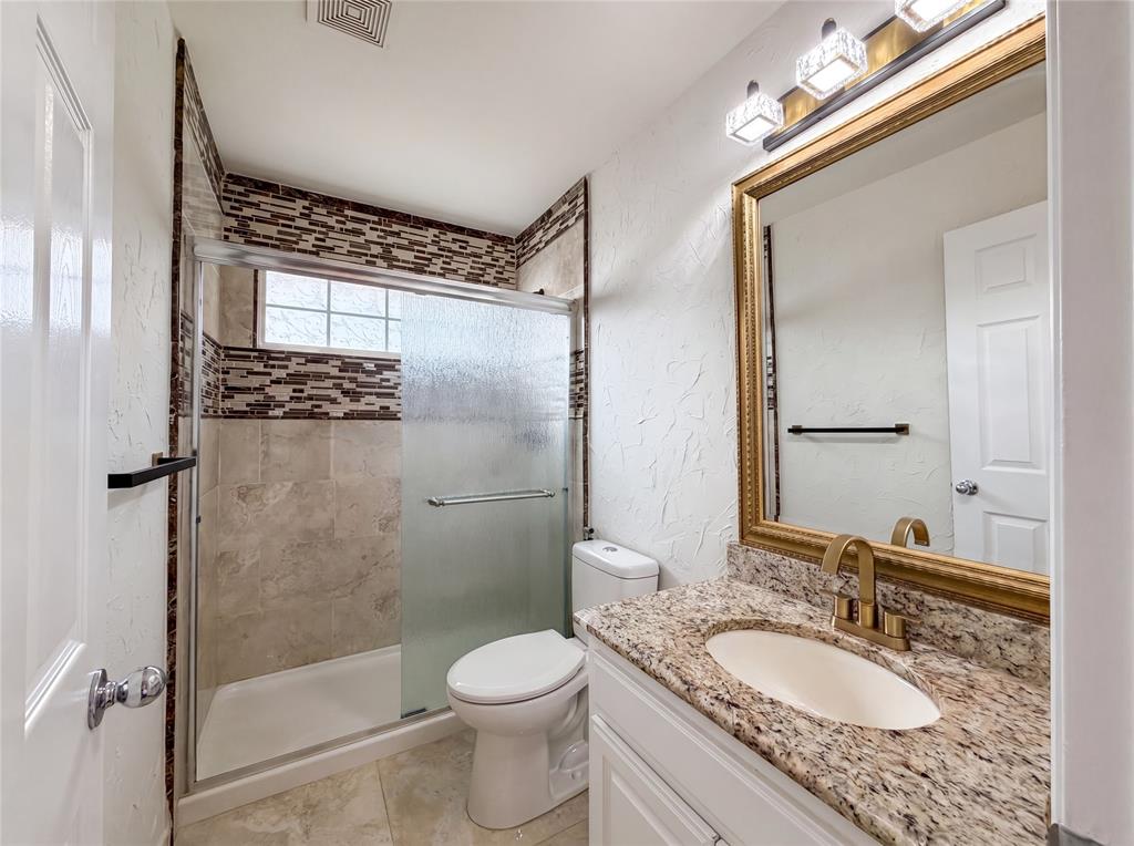 1429 Greenbriar Drive Property Photo 21
