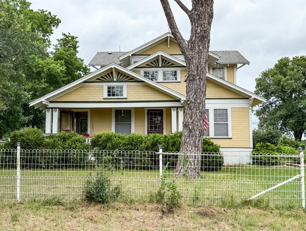 2749 Mcgregor South Loop