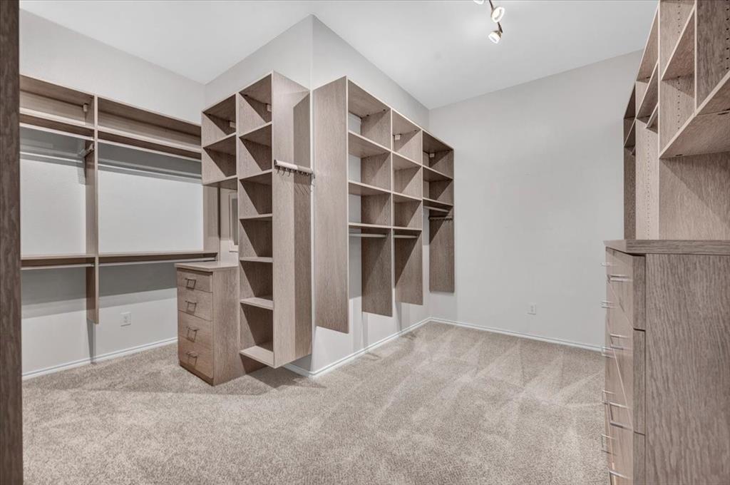 5946 Bradley Court Property Photo 17