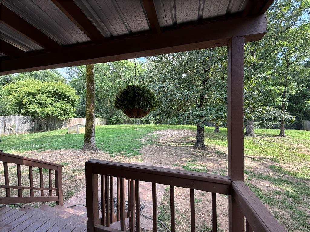 5561 Asbury Lane Property Photo 4
