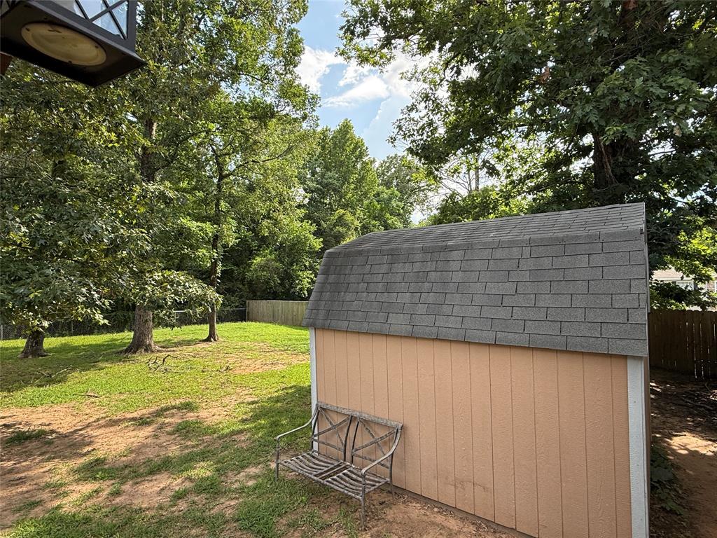 5561 Asbury Lane Property Photo 5