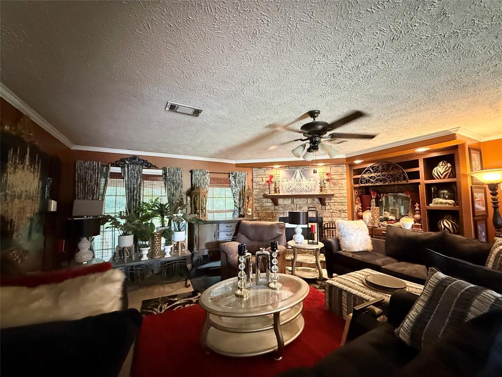 5561 Asbury Lane Property Photo 9