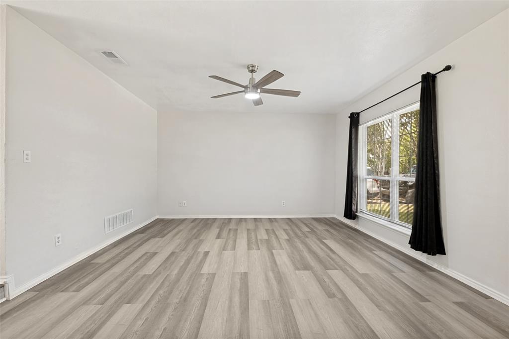 709 N Madison Avenue Property Photo 14