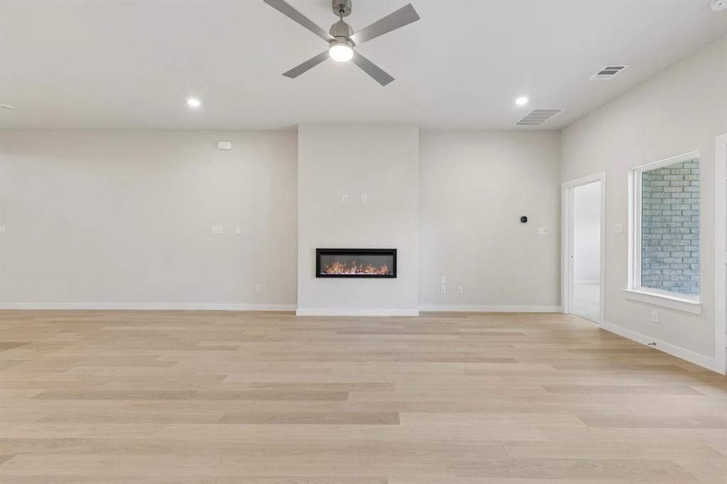 5060 Picasso Road Property Photo 13